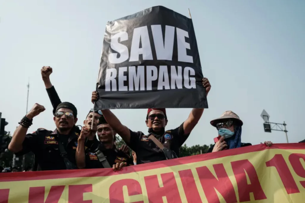 Thousands of people have protested against the plan to turn Rempang into an 'ecocity.' Photo: YouTube Screengrab Al Jazeera via AFP / Yasuyoshi Chiba