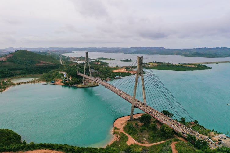 Large suspension bridge